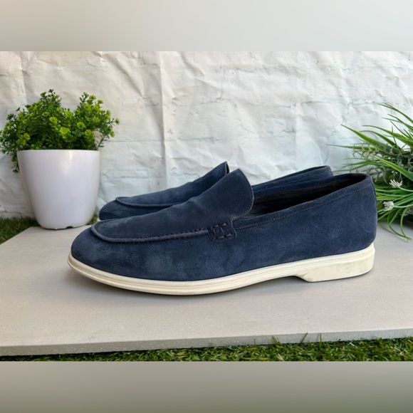To Boot New York
ADAM DERRICK
Cassidy Navy Slip On
$365men size 11.5 gently used - Picture 7 of 16